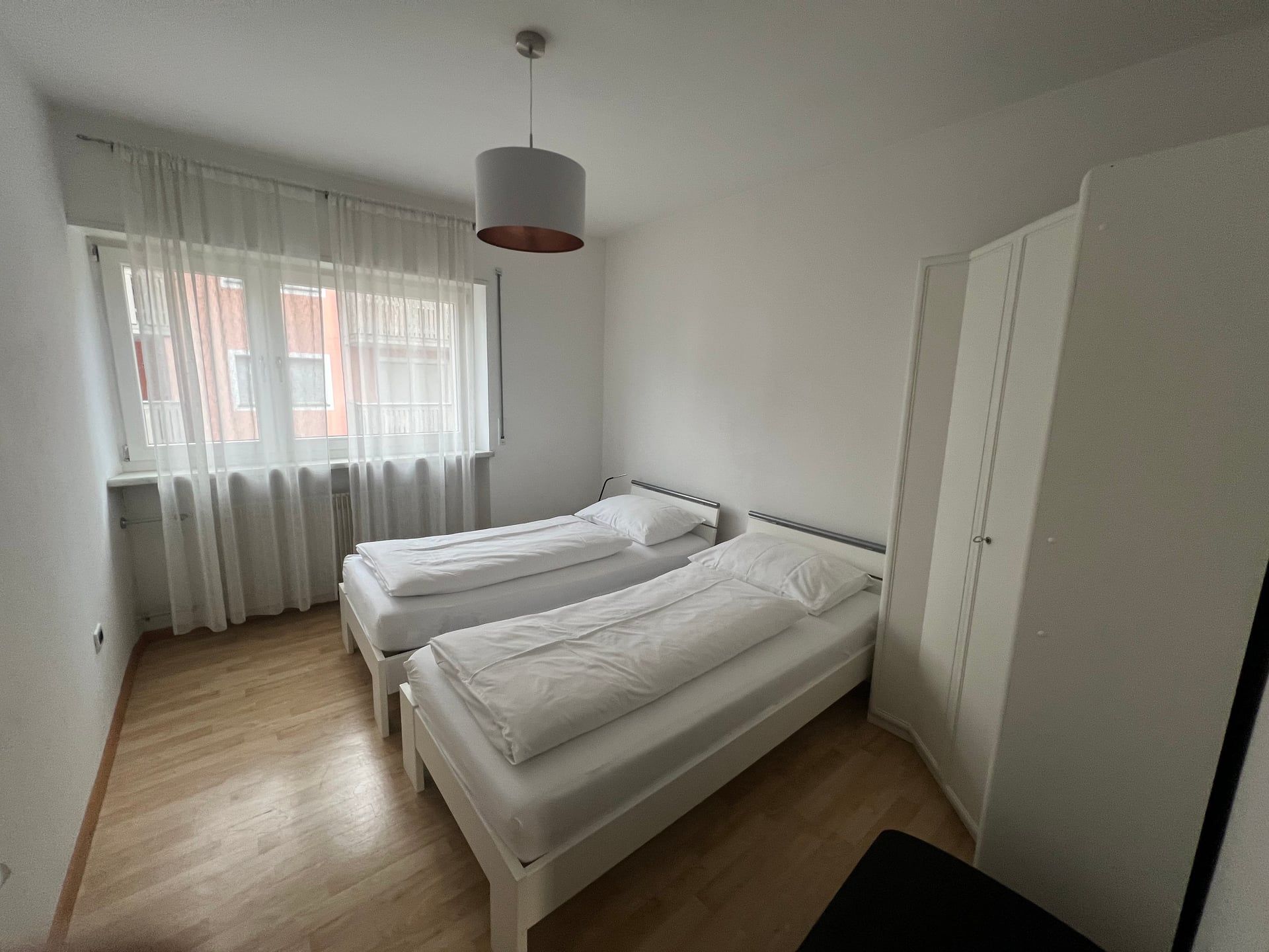 Apartment Red - Schlafzimmer