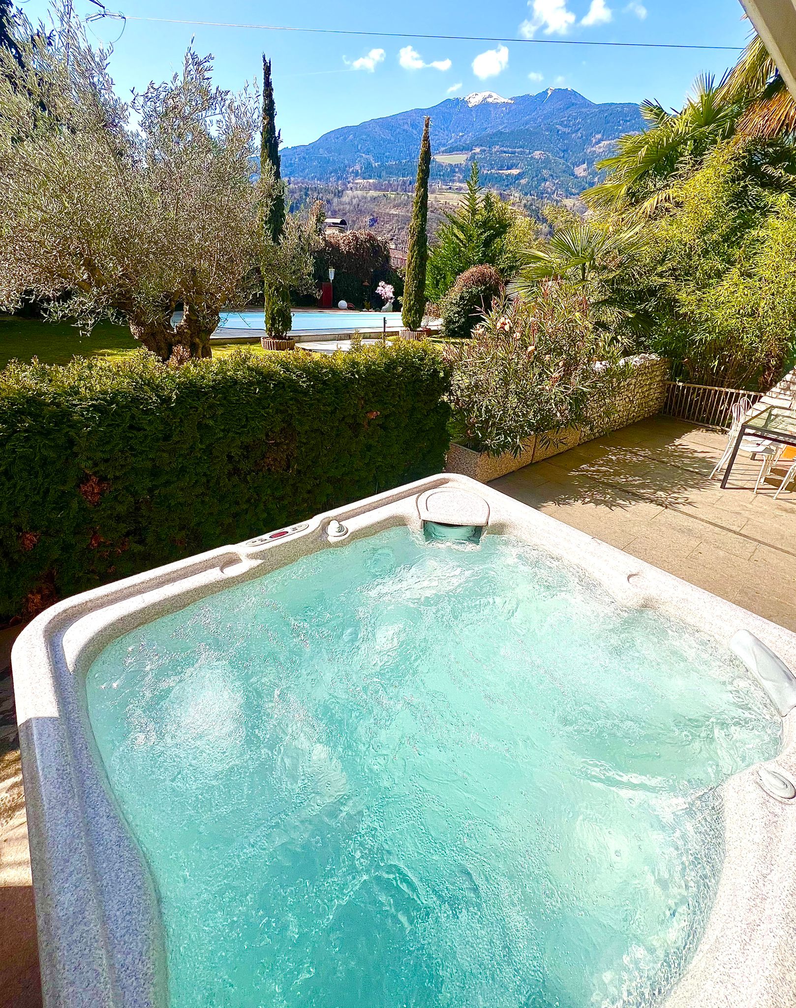 Apartment Yellow - Balcony